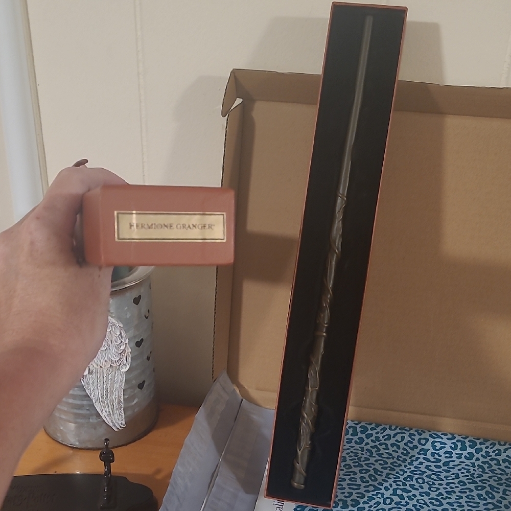 Wizarding World Collectible Wand - Brown
